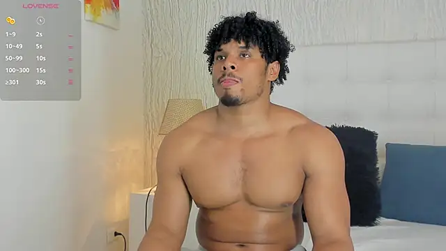 Jacub Micke1 online show from November 2025 01:48:02 AM