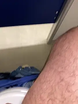 Snapshot of FabioF698 chatting on February 2025 07:44:01 PM FabioF698 online show from February 2025 07:44:01 PM