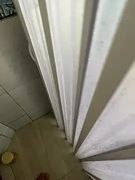 Snapshot of FabioF698 chatting on November 2025 03:10:02 AM FabioF698 online show from November 2025 03:10:02 AM