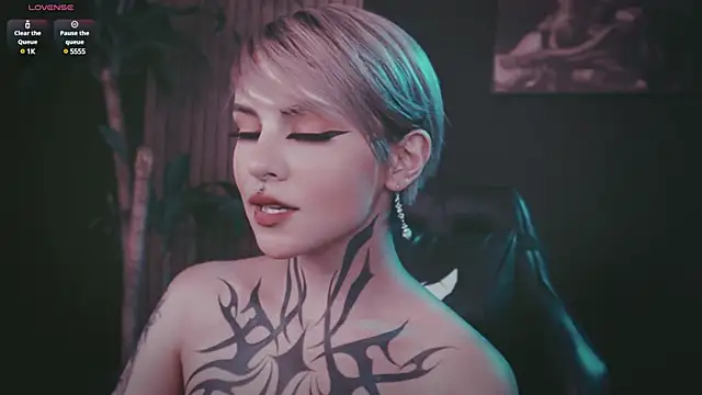 Trinity   s online show from February 2025 04:37:02 AM