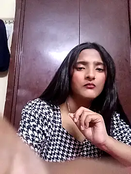 BabySlimmy10 online show from February 2026 05:53:02 PM