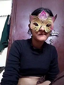 BabySlimmy10 online show from November 2025 06:51:02 PM