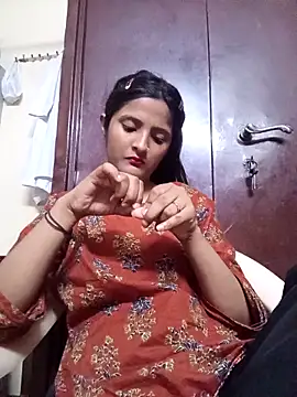 BabySlimmy10 online show from April 2026 06:49:02 PM