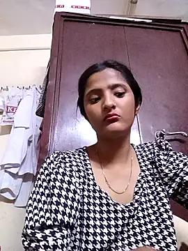 BabySlimmy10 online show from March 2026 07:21:01 PM