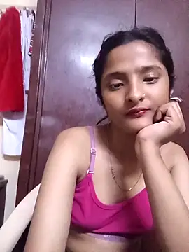 BabySlimmy10 online show from February 2026 07:04:02 PM