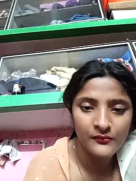 BabySlimmy10 online show from April 2026 07:10:02 PM