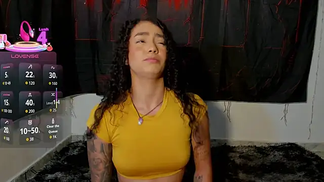 Dakota M1 online show from November 2025 04:00:02 AM