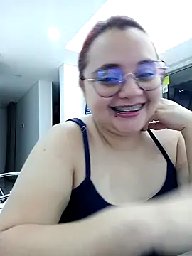 CURVY-HORNY online show from November 2025 11:19:02 PM