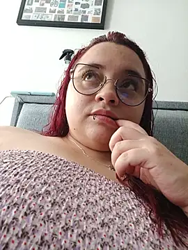 CURVY-HORNY online show from May 2026 09:21:01 PM