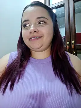 CURVY-HORNY online show from May 2026 11:17:01 PM
