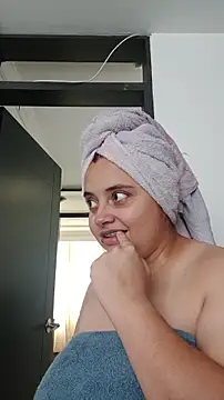 CURVY-HORNY online show from October 2025 06:19:02 PM