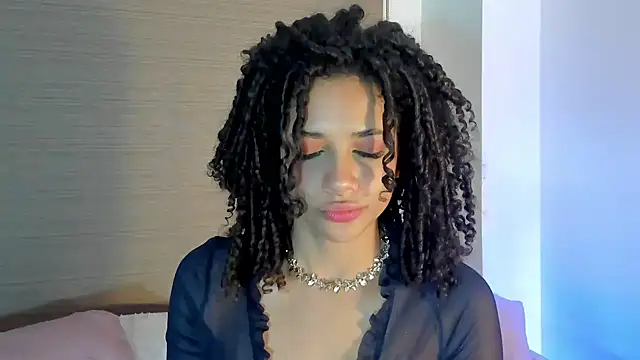 Snapshot of naomidawsonn chatting on November 2025 12:47:01 AM naomidawsonn online show from November 2025 12:47:01 AM