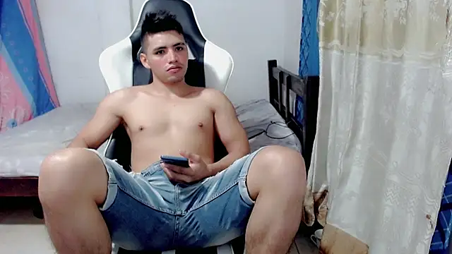 danilo302209 online show from March 2025 06:18:02 AM