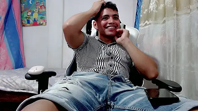 danilo302209 online show from February 2025 05:08:01 PM