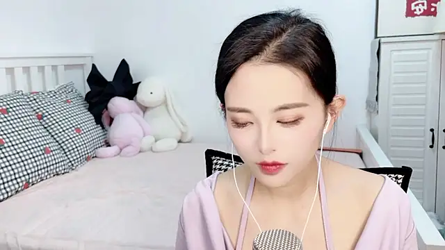 XINXINh online show from January 2025 04:56:01 AM