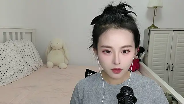 XINXINh online show from December 2024 06:12:02 AM