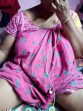 Hotty-rumi online show from November 2025 04:43:02 PM