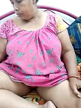 Hotty-rumi online show from December 2025 04:09:02 PM