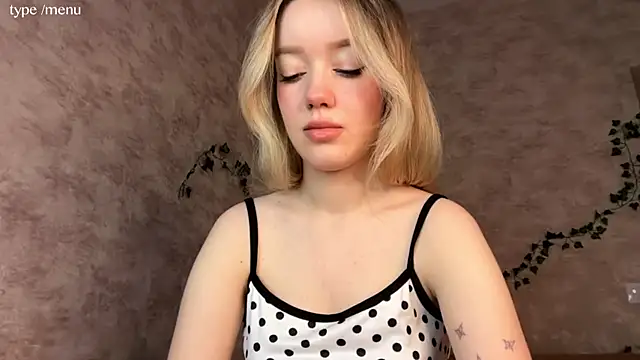 cutiemia0 online show from July 2026 02:12:01 AM