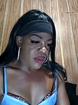 Snapshot of kobrashekyng chatting on November 2025 10:43:02 PM kobrashekyng online show from November 2025 10:43:02 PM