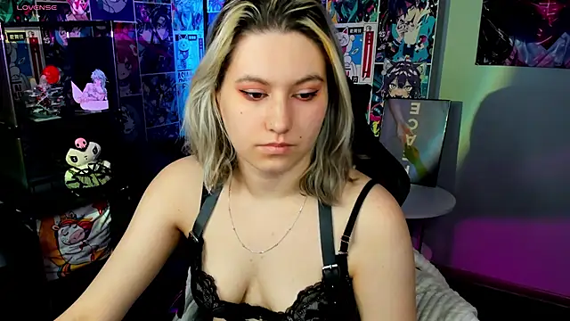 Snapshot of Bonni_Meiz chatting on March 2025 03:22:01 AM Bonni Meiz online show from March 2025 03:22:01 AM