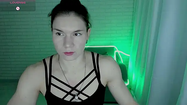 Lisa Ray online show from February 2025 04:27:02 AM