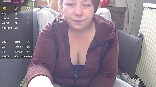 Snapshot of KasiaPrivat chatting on January 2025 10:12:02 AM KasiaPrivat online show from January 2025 10:12:02 AM