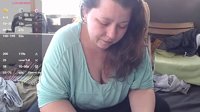 Snapshot of KasiaPrivat chatting on February 2025 12:25:02 PM KasiaPrivat online show from February 2025 12:25:02 PM