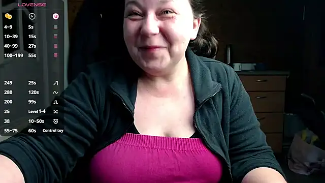 Snapshot of KasiaPrivat chatting on February 2025 06:30:02 PM KasiaPrivat online show from February 2025 06:30:02 PM