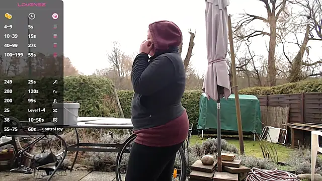 Snapshot of KasiaPrivat chatting on March 2025 09:43:01 AM KasiaPrivat online show from March 2025 09:43:01 AM