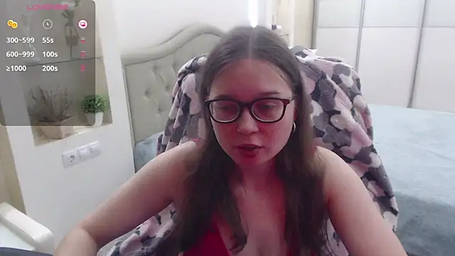 Snapshot of Cutie_Emily chatting on September 2025 03:08:02 PM Cutie Emily online show from September 2025 03:08:02 PM