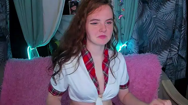 Snapshot of AmA_lia_ chatting on September 2025 02:01:01 PM AmA lia online show from September 2025 02:01:01 PM