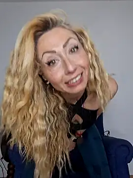 harleyejoker1 online show from April 2026 10:18:02 AM