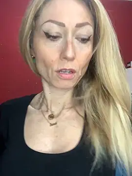 Snapshot of harleyejoker1 chatting on February 2025 05:34:02 AM harleyejoker1 online show from February 2025 05:34:02 AM