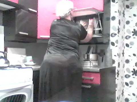 Lisa Suzie online show from January 2026 02:00:02 PM