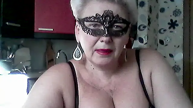 Lisa Suzie online show from March 2026 12:22:02 PM