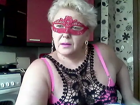 Lisa Suzie online show from November 2025 10:07:01 AM