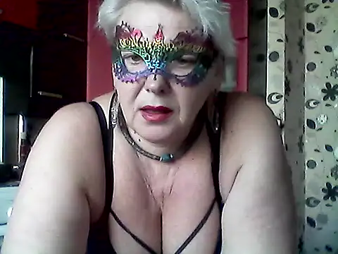 Lisa Suzie online show from March 2026 07:43:02 AM