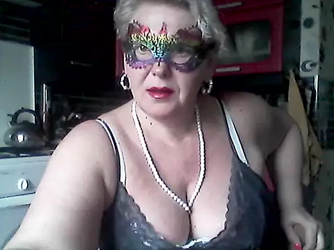 Lisa Suzie online show from April 2026 04:52:02 AM