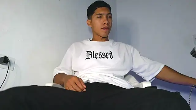 maximo vega newv online show from March 2026 07:45:02 PM