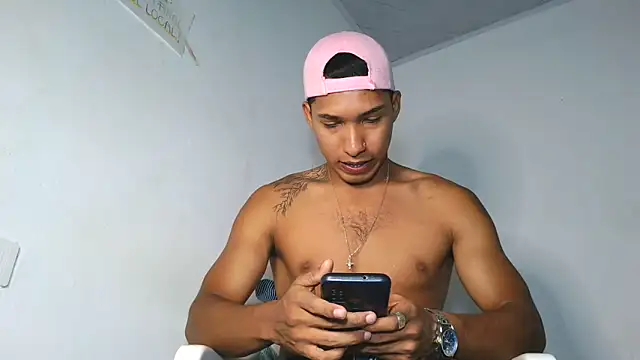 maximo vega newv online show from December 2025 08:22:01 PM