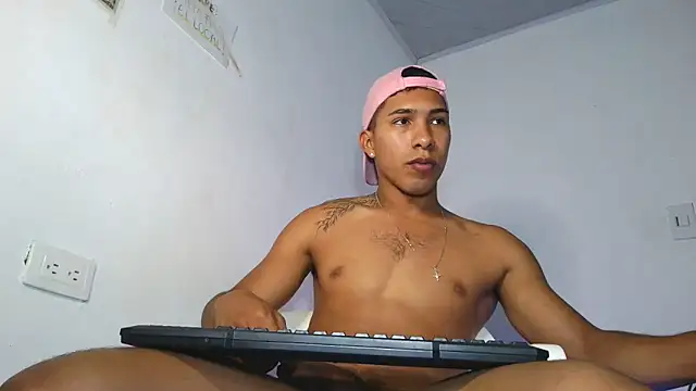 maximo vega newv online show from February 2026 05:01:02 PM