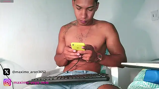 maximo vega newv online show from November 2025 03:38:01 PM