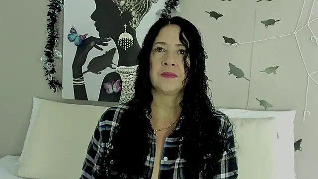 Snapshot of Adelesmithh chatting on October 2025 11:42:01 AM Adelesmithh online show from October 2025 11:42:01 AM