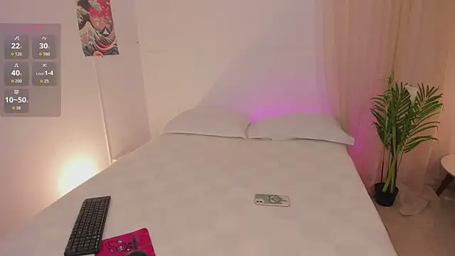 Lia Sweett  online show from March 2026 03:50:02 PM