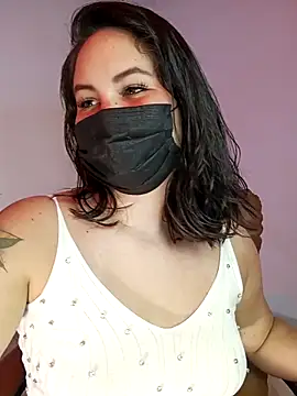 Aiunii1 online show from November 2025 02:01:01 PM