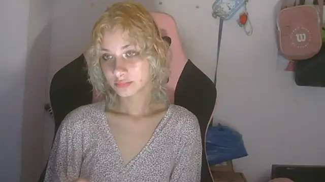 LadyhNigth online show from April 2026 12:46:02 AM