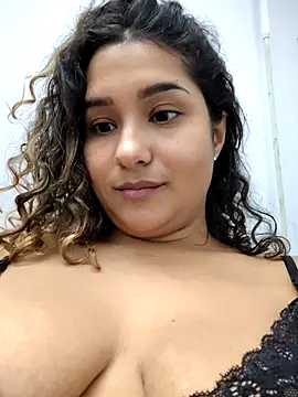 BrendaGirs online show from February 2026 02:41:01 AM