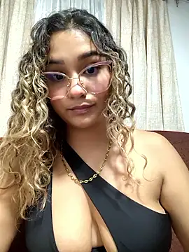 BrendaGirs online show from November 2025 02:15:02 AM