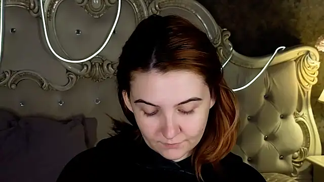 Snapshot of Melanie_Stoun chatting on October 2025 11:07:01 AM Melanie Stoun online show from October 2025 11:07:01 AM